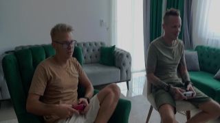 GhomeStory - Cheated on her husband with him best frien